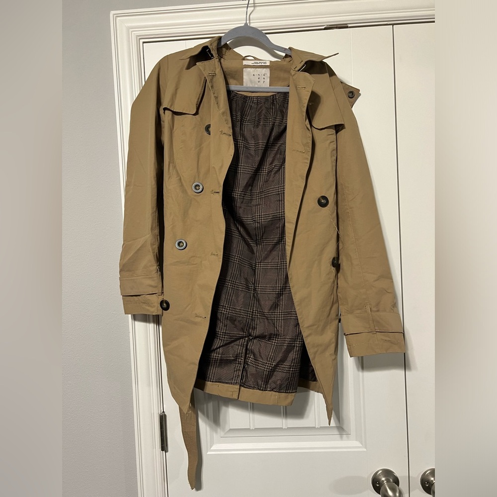 Trench rain jack